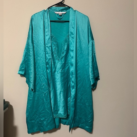 Victoria's Secret Other - Y2K 2003 vintage lingerie Victoria’s Secret satin slip dress L and robe OS SET